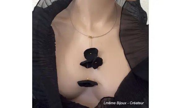 Collier CHANIA 4 pétales